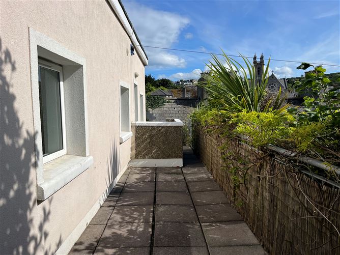 Emo Cottage , Howth, Dublin
