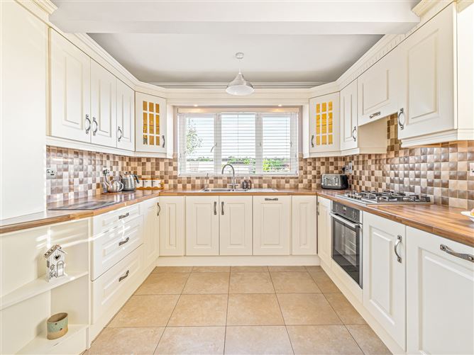 66 Ballymany Manor , Newbridge, Kildare