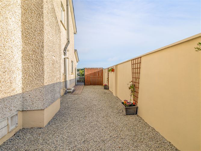 66 Ballymany Manor , Newbridge, Kildare