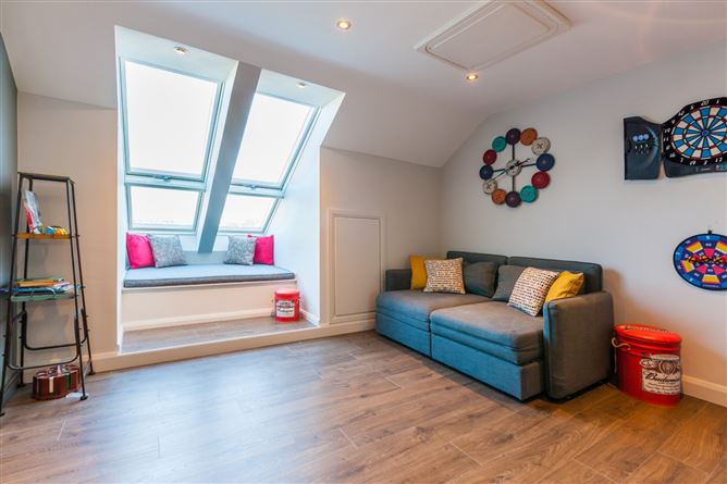 7 Hollywoodrath Crescent, Hollystown, Dublin 15