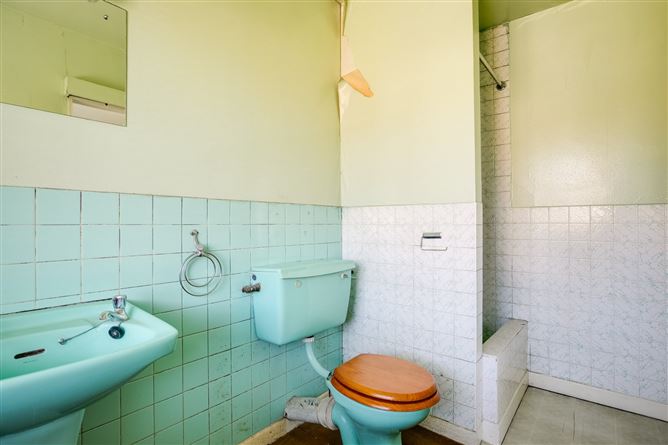 4 Glandore Park, Lower Mounttown Road, Dun Laoghaire, Co. Dublin