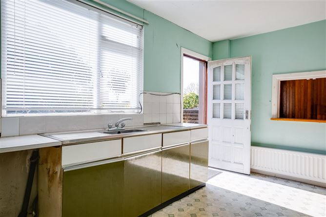 4 Glandore Park, Lower Mounttown Road, Dun Laoghaire, Co. Dublin