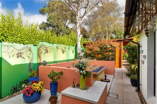 Mutiara, 5 Kilgobbin Heights, Stepaside, Dublin 18