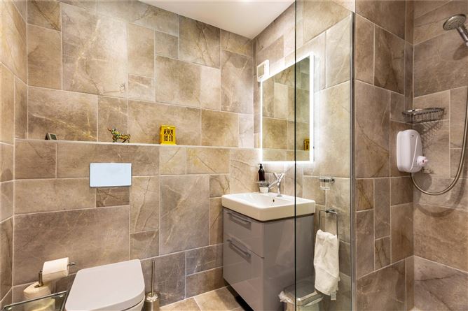 Mutiara, 5 Kilgobbin Heights, Stepaside, Dublin 18