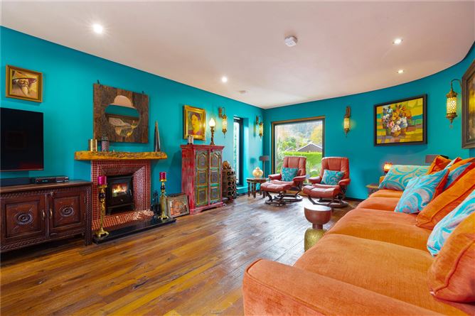 Mutiara, 5 Kilgobbin Heights, Stepaside, Dublin 18