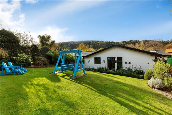 Mutiara, 5 Kilgobbin Heights, Stepaside, Dublin 18