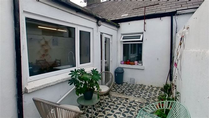 2 Ardee Street, Bray, Co. Wicklow