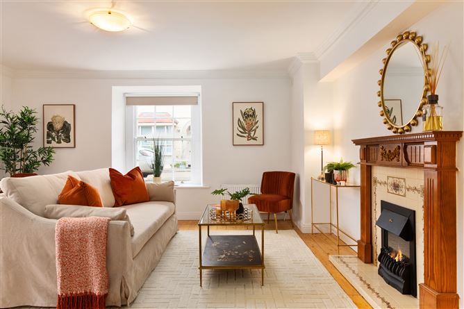 Apt 2 Stradbrook Hall, Stradbrook Road, Blackrock, County Dublin