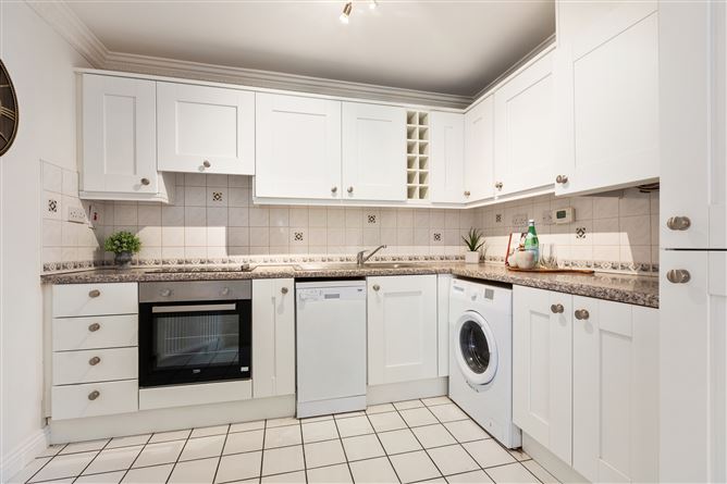 Apt 2 Stradbrook Hall, Stradbrook Road, Blackrock, County Dublin