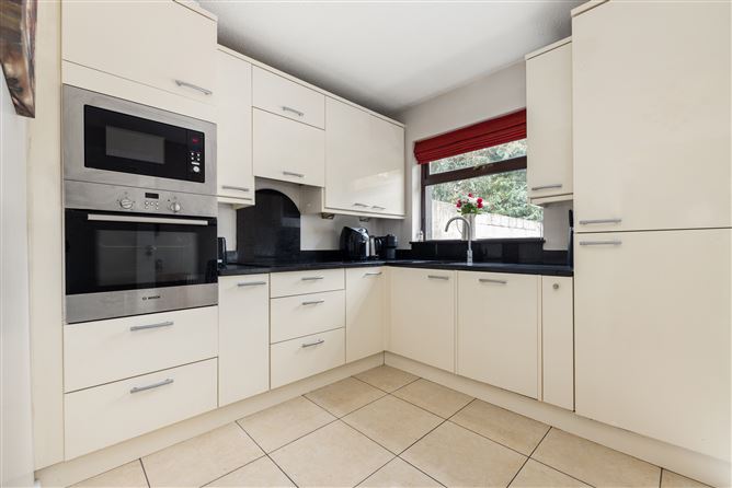 26 Beaufield Manor, Woodlands Avenue, Stillorgan, County Dublin