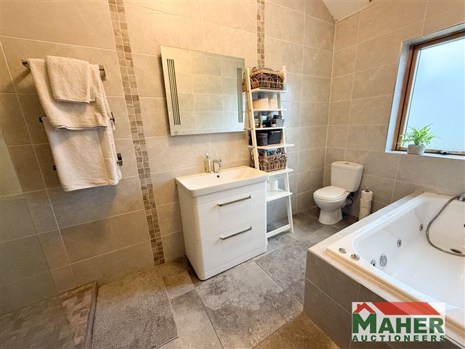 20 Limetree Grove, Cashel, Tipperary