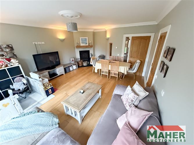20 Limetree Grove, Cashel, Tipperary