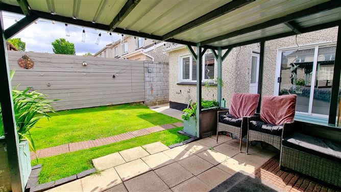 15 Parklands Drive, Ballycullen, Dublin 24