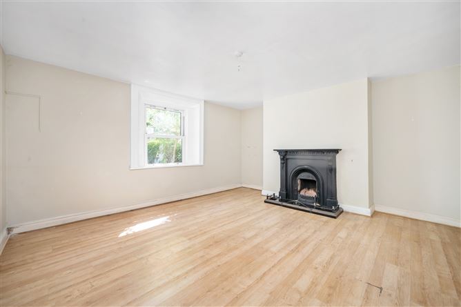 Photo 23 of 27 — 87 North Circular Road, Dublin 7, D07E2V8