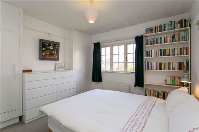 46 Whitethorn Road, Clonskeagh, Dublin 14