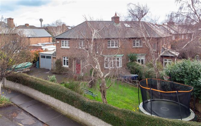 46 Whitethorn Road, Clonskeagh, Dublin 14