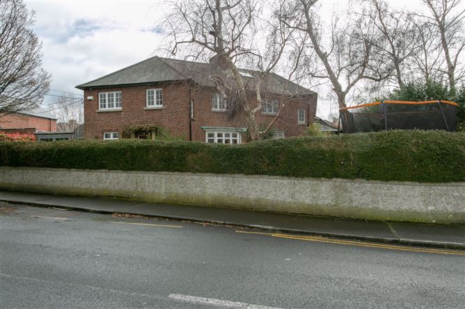 46 Whitethorn Road, Clonskeagh, Dublin 14