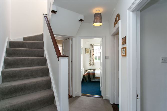 46 Whitethorn Road, Clonskeagh, Dublin 14