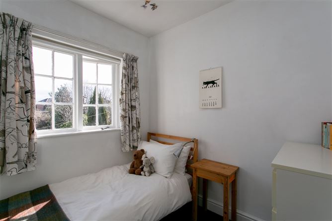 46 Whitethorn Road, Clonskeagh, Dublin 14