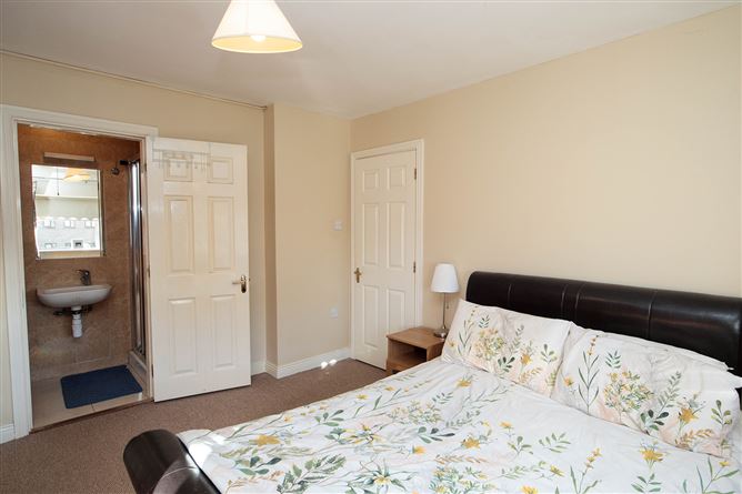 8 Robertshill, Circular Road, Kilkenny, Kilkenny