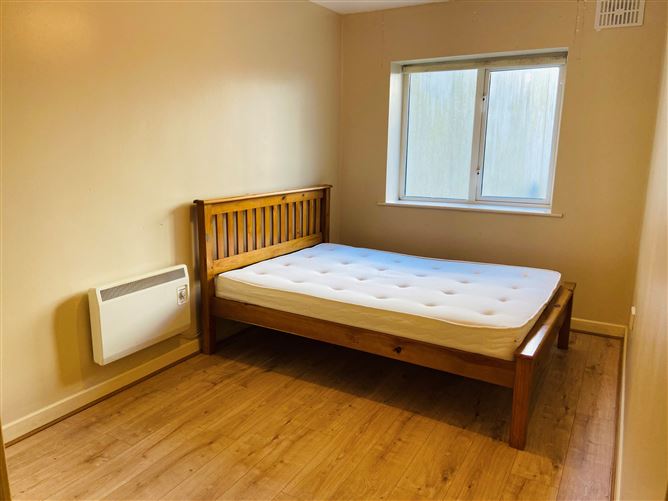 3 Rosbercon Court, New Ross, Wexford