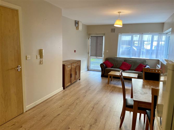 3 Rosbercon Court, New Ross, Wexford