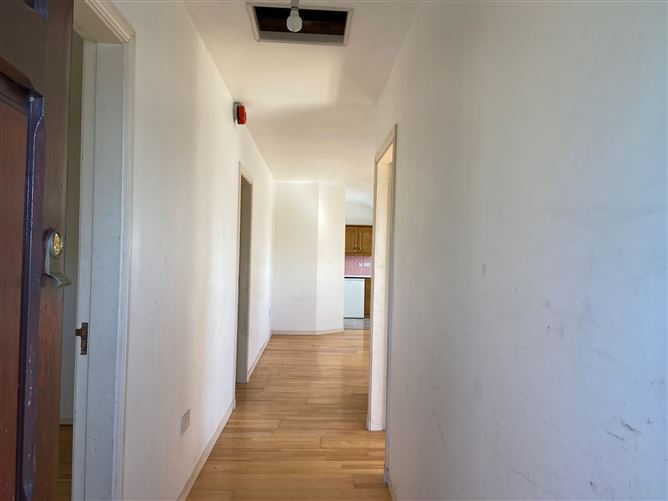 2b Reenmeen Apartments, Glengarriff, Cork
