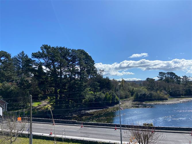 2b Reenmeen Apartments, Glengarriff, Cork