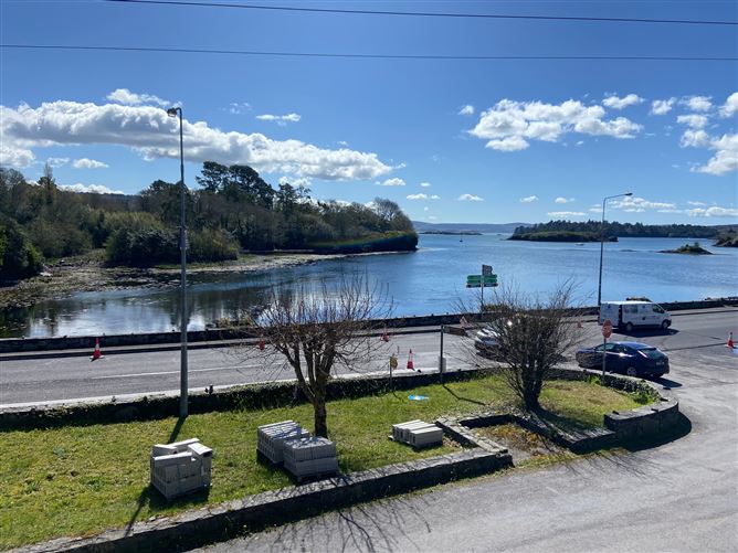2b Reenmeen Apartments, Glengarriff, Cork