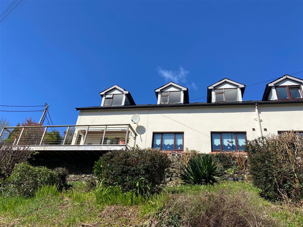 2b Reenmeen Apartments, Glengarriff, Cork