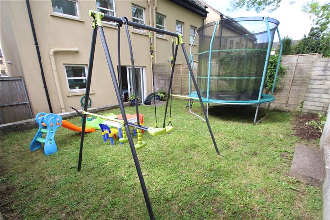 8 The Orchard, Shanbally, Cork