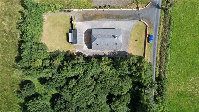 Photo 21 of 24 — Shanahea, Kildysart, Ennis, Co. Clare