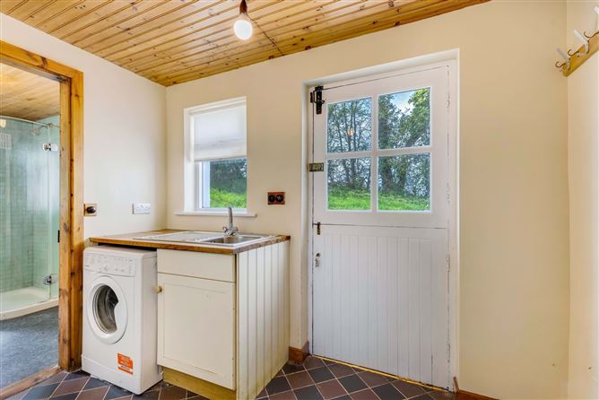 White Lake Cottage, Tonaghbane, Ashfield, Cootehill, Co. Cavan