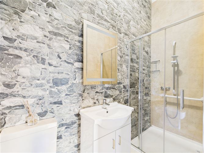Woodville House On C. 38 Acres, Woodville, Templemore, Co. Tipperary