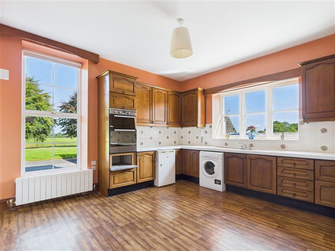 Woodville House On C. 38 Acres, Woodville, Templemore, Co. Tipperary