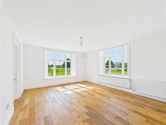 Woodville House On C. 38 Acres, Woodville, Templemore, Co. Tipperary