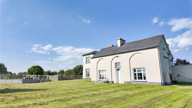 Woodville House On C. 38 Acres, Woodville, Templemore, Co. Tipperary