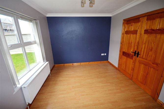 7 Sessiagh Park, Castlefin, Co. Donegal