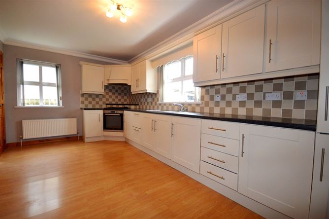 7 Sessiagh Park, Castlefin, Co. Donegal