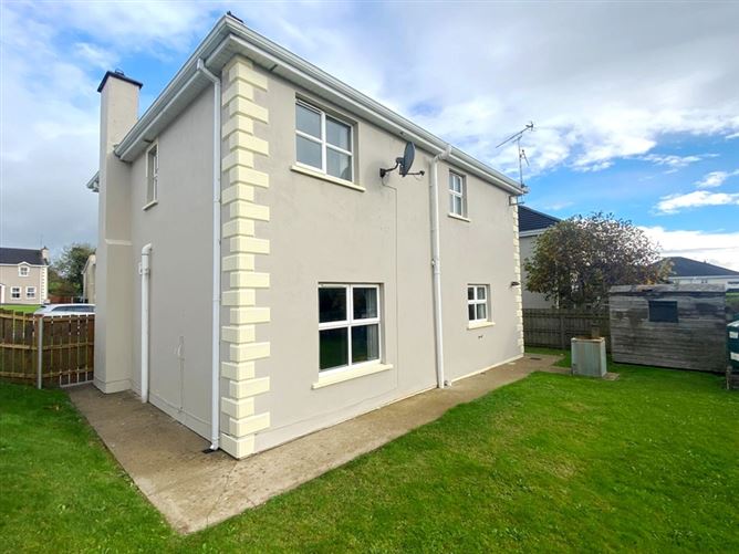 7 Sessiagh Park, Castlefin, Co. Donegal