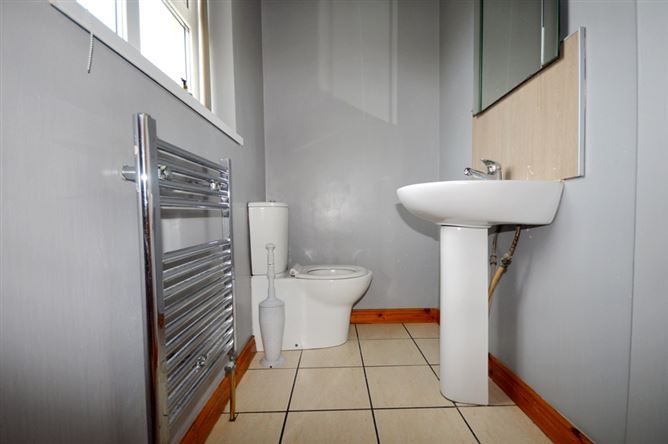 7 Sessiagh Park, Castlefin, Co. Donegal