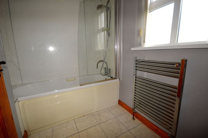 7 Sessiagh Park, Castlefin, Co. Donegal