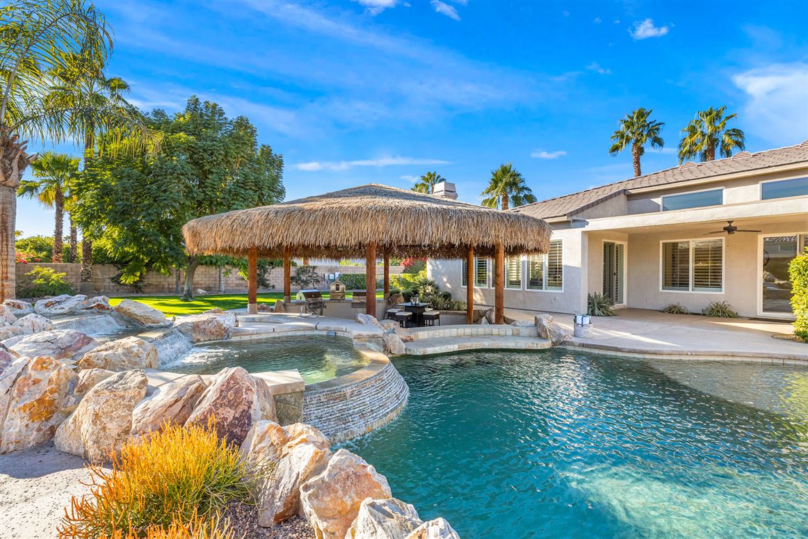 Desert Shadows,Indio,California,USA