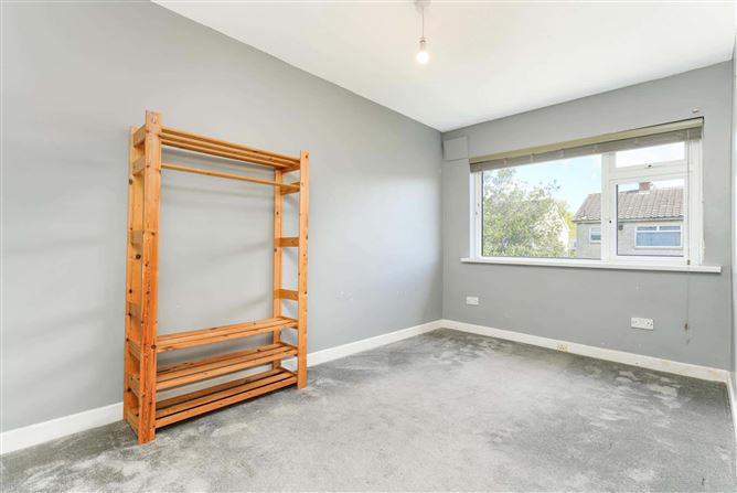 28 Alderwood Grove, Springfield, Dublin 24