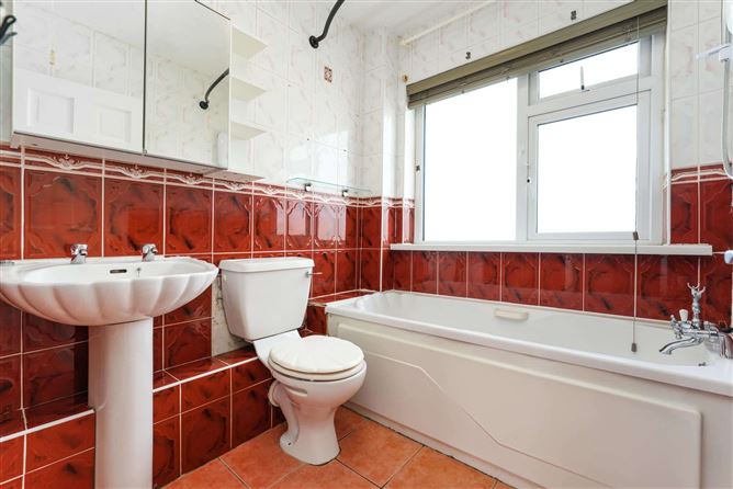 28 Alderwood Grove, Springfield, Dublin 24