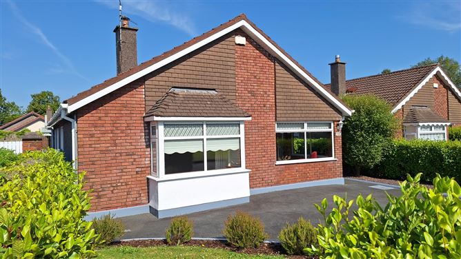 https://photos-a.propertyimages.ie/media/4/6/9/4997964/0f69345d-ee55-4341-995a-71389b3023ce_l.jpg
