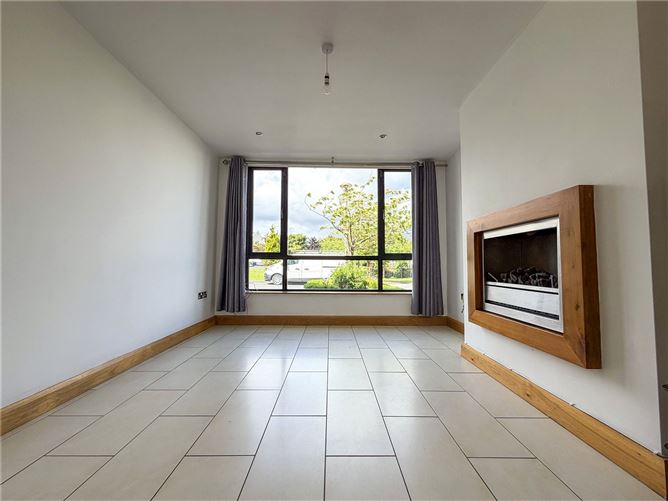 27 An Leac Lian, Barna, Galway