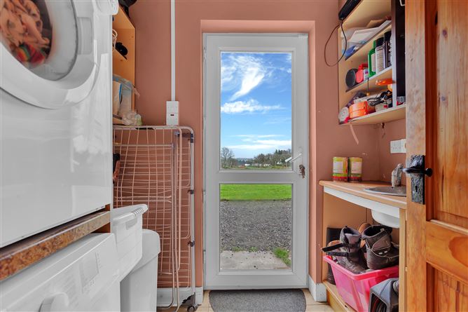Residence on c. 0.75 Acres / 0.303 HA., Humphreystown, Blessington, Wicklow