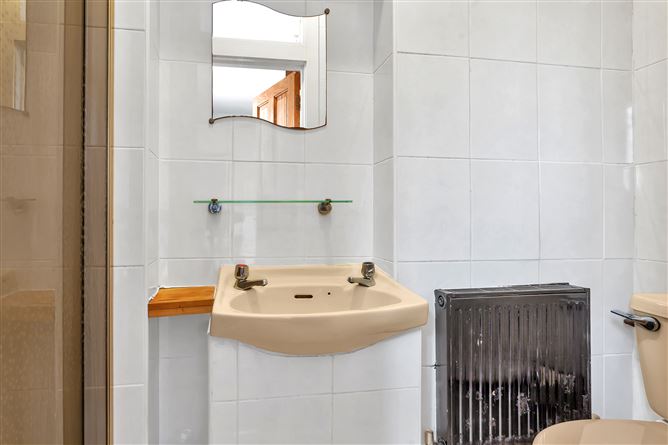 Residence on c. 0.75 Acres / 0.303 HA., Humphreystown, Blessington, Wicklow