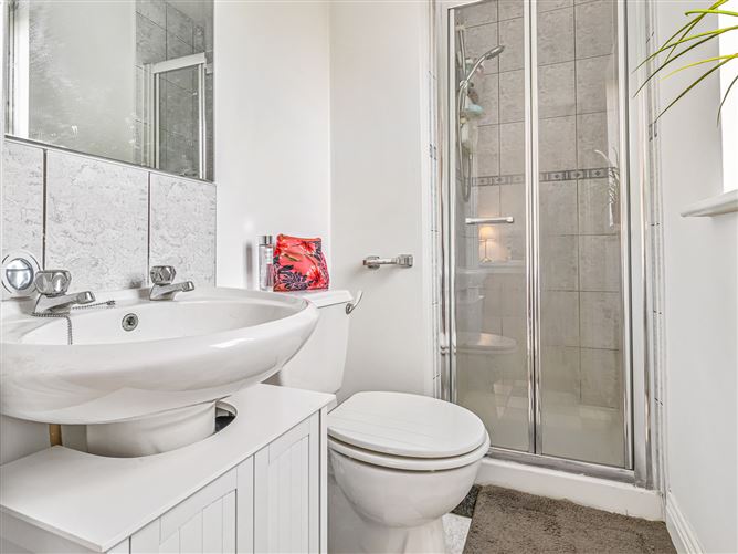 3 The Rise, College Farm, Newbridge, Kildare